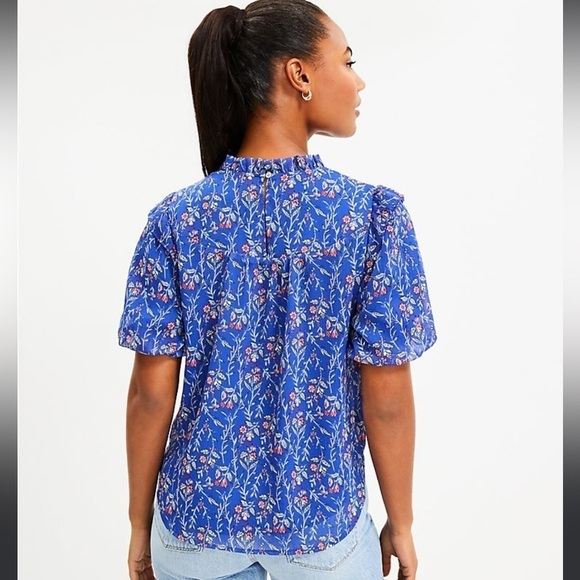 ✨HOST PICK✨NWT LOFT Ruffle Neck  Balloon Sleeve Blouse - Picture 3 of 13